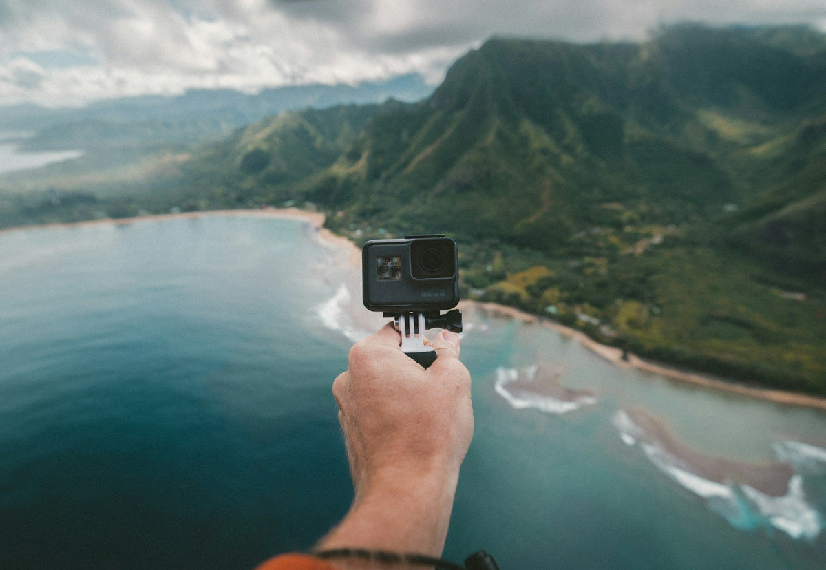 Action Cameras & Sports Cameras